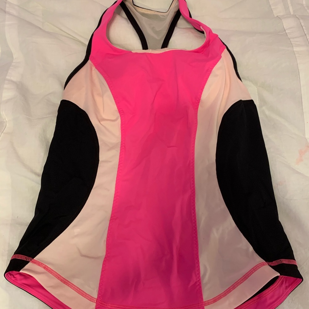 lululemon workout top